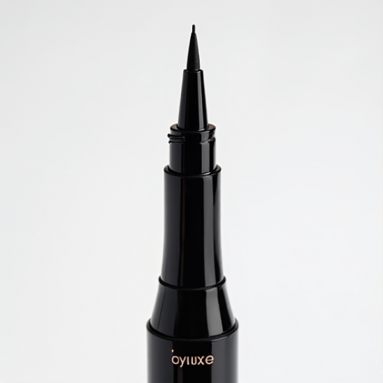 AquaLuxe Hourglass Voyeur Waterproof Liquid Liner