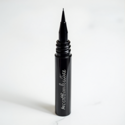 AquaLiner Luxe Waterproof Liquid Eyeliner