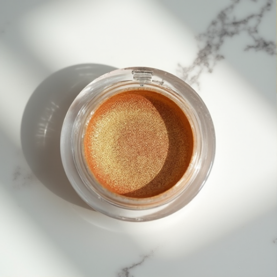 Golden Glimmer Shimmer Eyeshadow